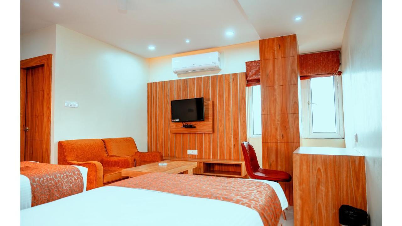 Hotel Dc Star Tarapith Dış mekan fotoğraf